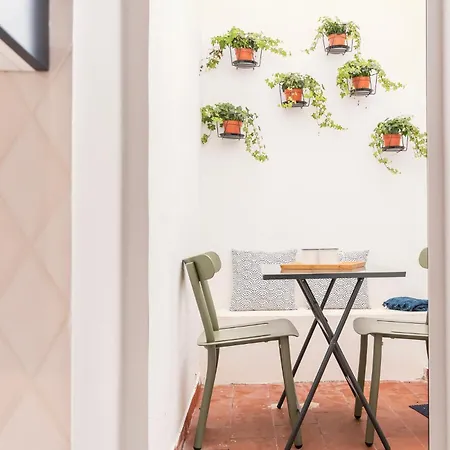 Alfama Design With Terrace By Homing