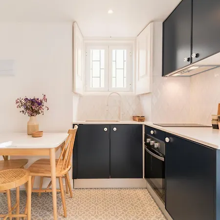 Alfama Design With Terrace By Homing Appartamento