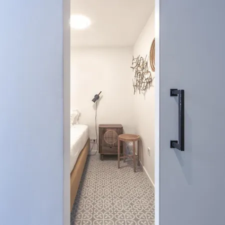 Alfama Design With Terrace By Homing