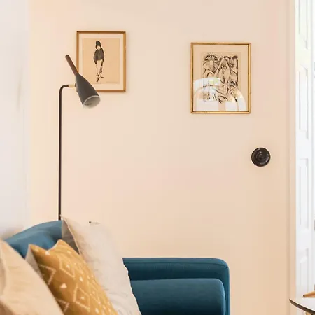 Alfama Design With Terrace By Homing Lägenhet *