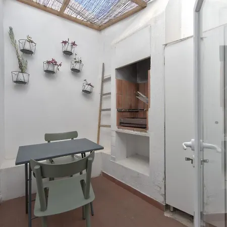 Alfama Design With Terrace By Homing