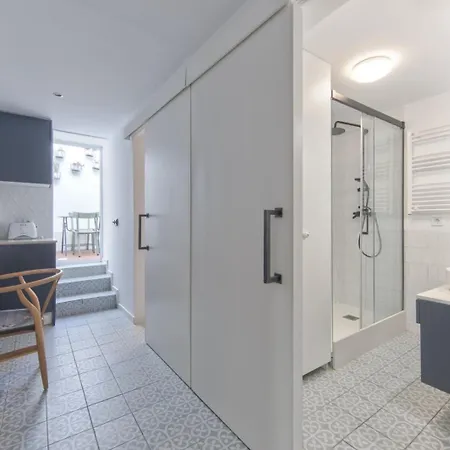 アパート Alfama Design With Terrace By Homing リスボン